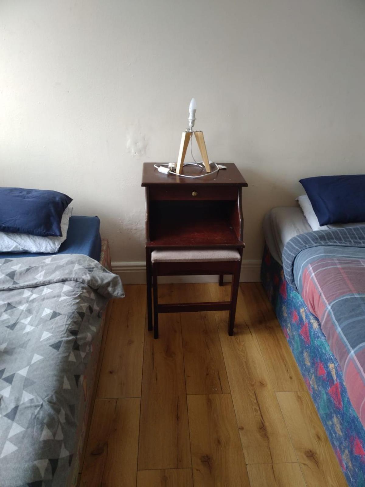 The Comfy Cottage Swords Ngoại thất bức ảnh